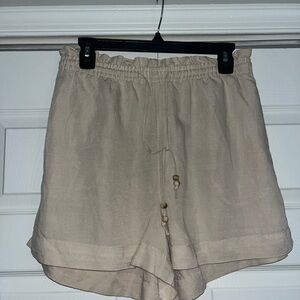 H&M High Waist Cream Shorts